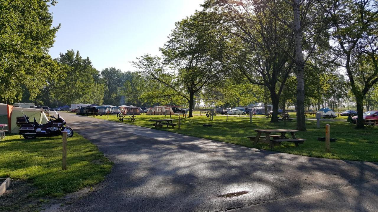ホテル Sandusky Koa Holiday Campground エクステリア 写真